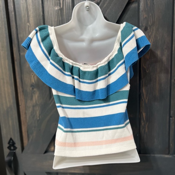 Roxy Women's Extra Tropical Love Off Shoulder Cropped Top Medium - Picture 8 of 9